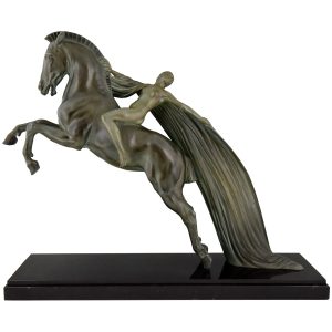 art-deco-sculpture-female-nude-on-a-rearing-horse-762892-en-max