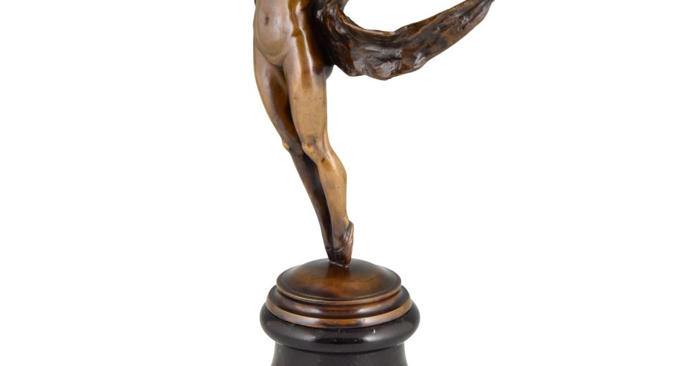 Sculpture en bronze Art Nouveau danseuse nue