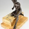 Bronzen Art Deco beeld Afrikaanse vouw naakt met dobbelstenen