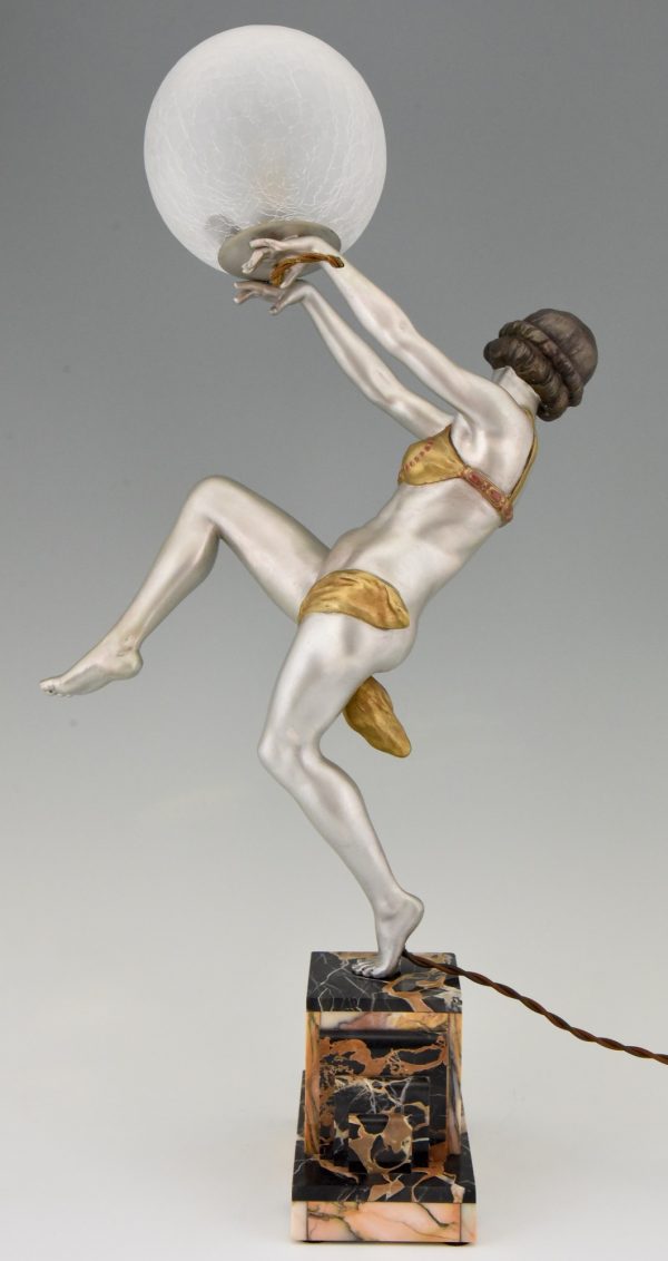Art Deco Lampe Frauenakt Tänzerin mit Ball