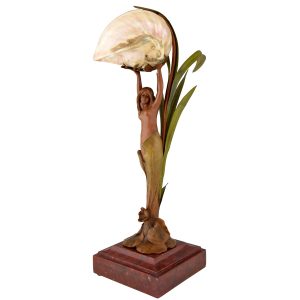 france-1900-art-nouveau-lamp-with-nude-seashell-and-leaves-1111637-en-max