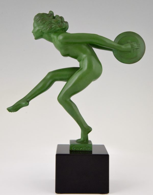 Sculpture Art Deco danseuse nue aux cymbales