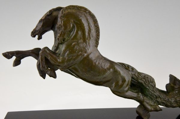 Art Deco Bronze Skulptor Pferden mit Wagen