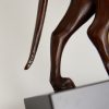 Art Deco sculpture en bronze chien levrette