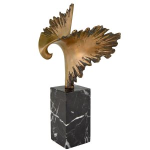 jose-luis-pequeno-bronze-sculpture-of-a-stylized-eagle-893035-en-max