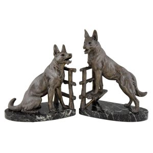 l-a-carvin-art-deco-shepherd-bookends-559432-en-max