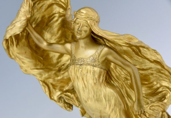 Art Nouveau sculpture en bronze doré Loïe Fuller danseuse