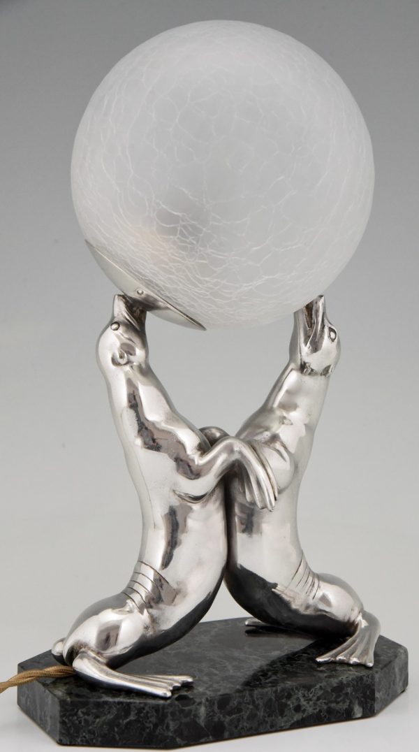 Art Deco verzilverde lamp zeeleeuwen met bal