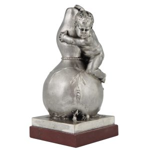 louis-kley-bronze-sculpture-of-a-baby-boy-on-a-vase-with-mice-937500-en-max