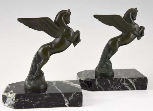 Art Deco Bronze Buchstütze Pferde Pegasus