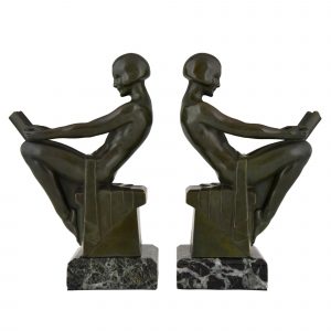 max-le-verrier-art-deco-bookends-with-reading-nudes-806813-en-max