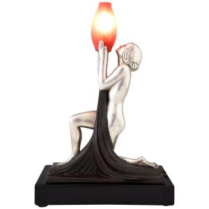 raymonde-guerbe-art-deco-silvered-bronze-lamp-with-nude-565204-en-max