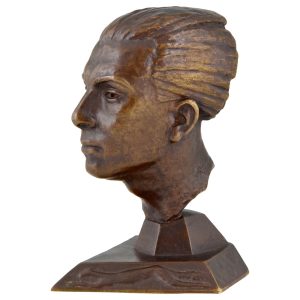 yoylur-louis-godard-art-deco-bronze-car-mascot-male-head-605267-en-max