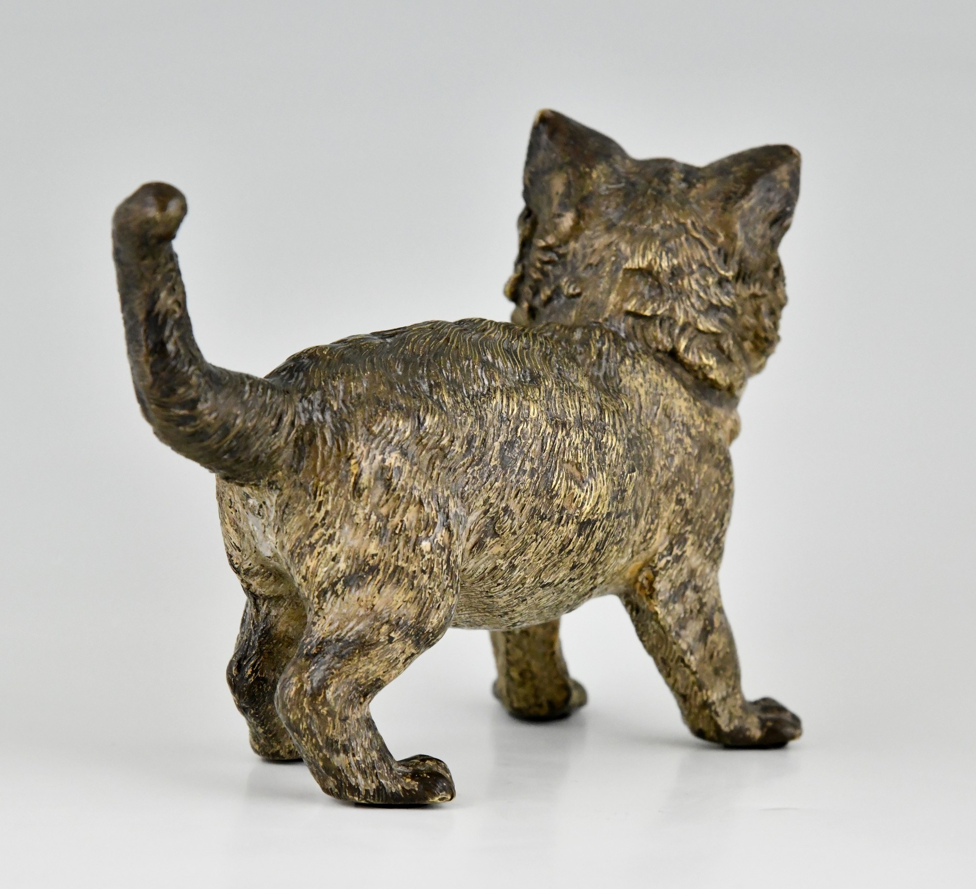 Antique Vienna sculpture of a cat Deconamic