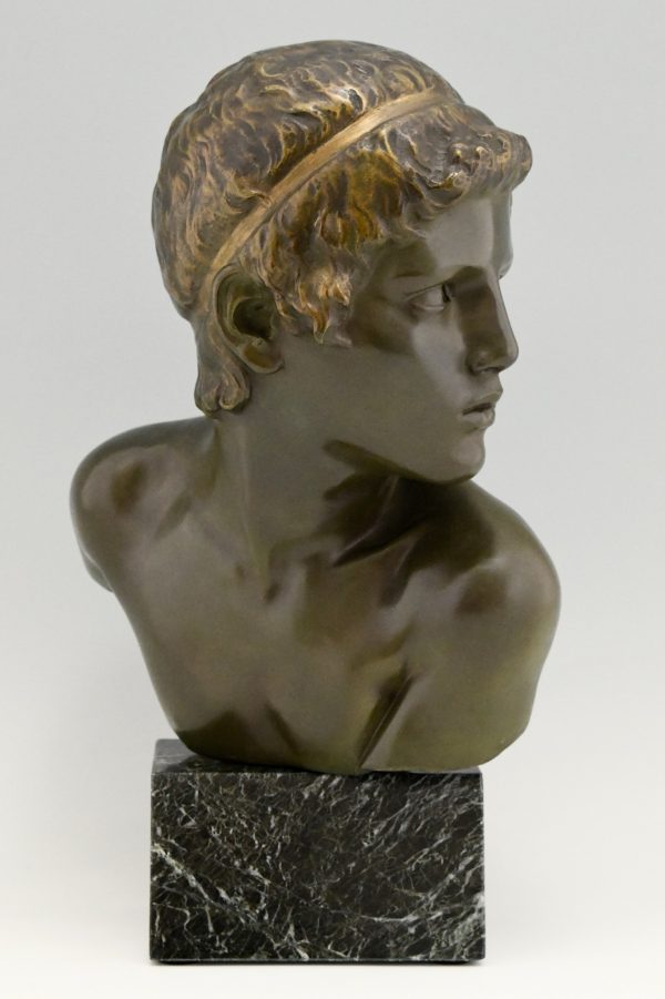 Art Deco Bronze Buste Knaben der junge Achilles 46 cm