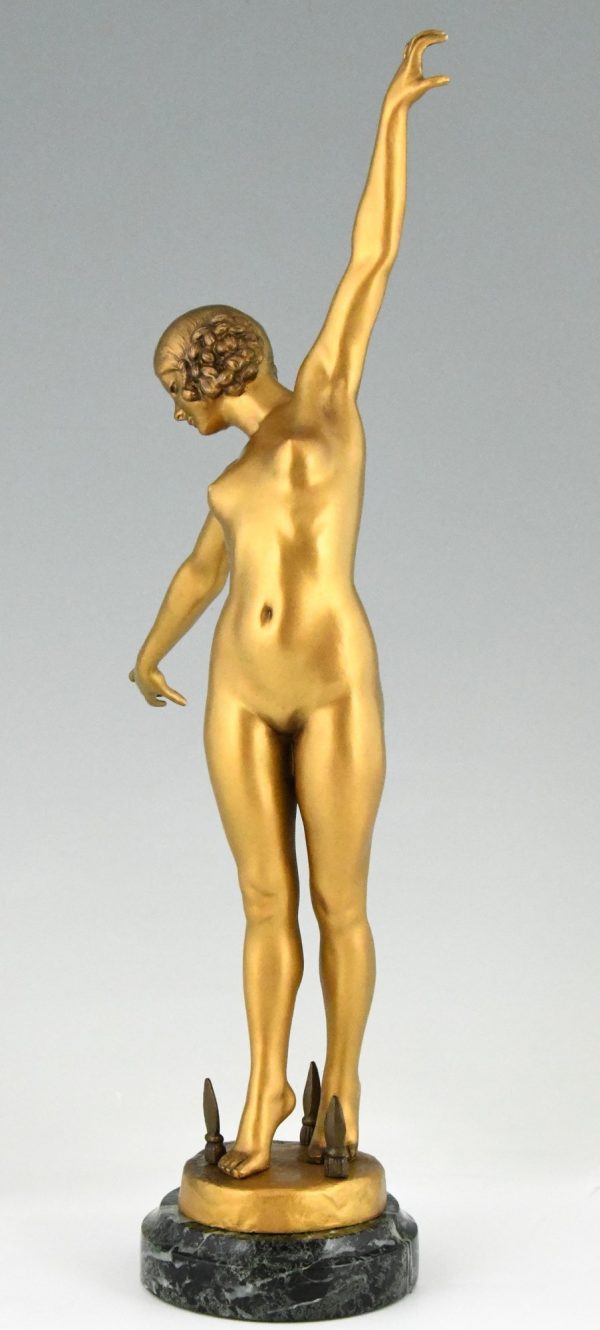 Art Deco bronzen sculptuur danseres met zwaard