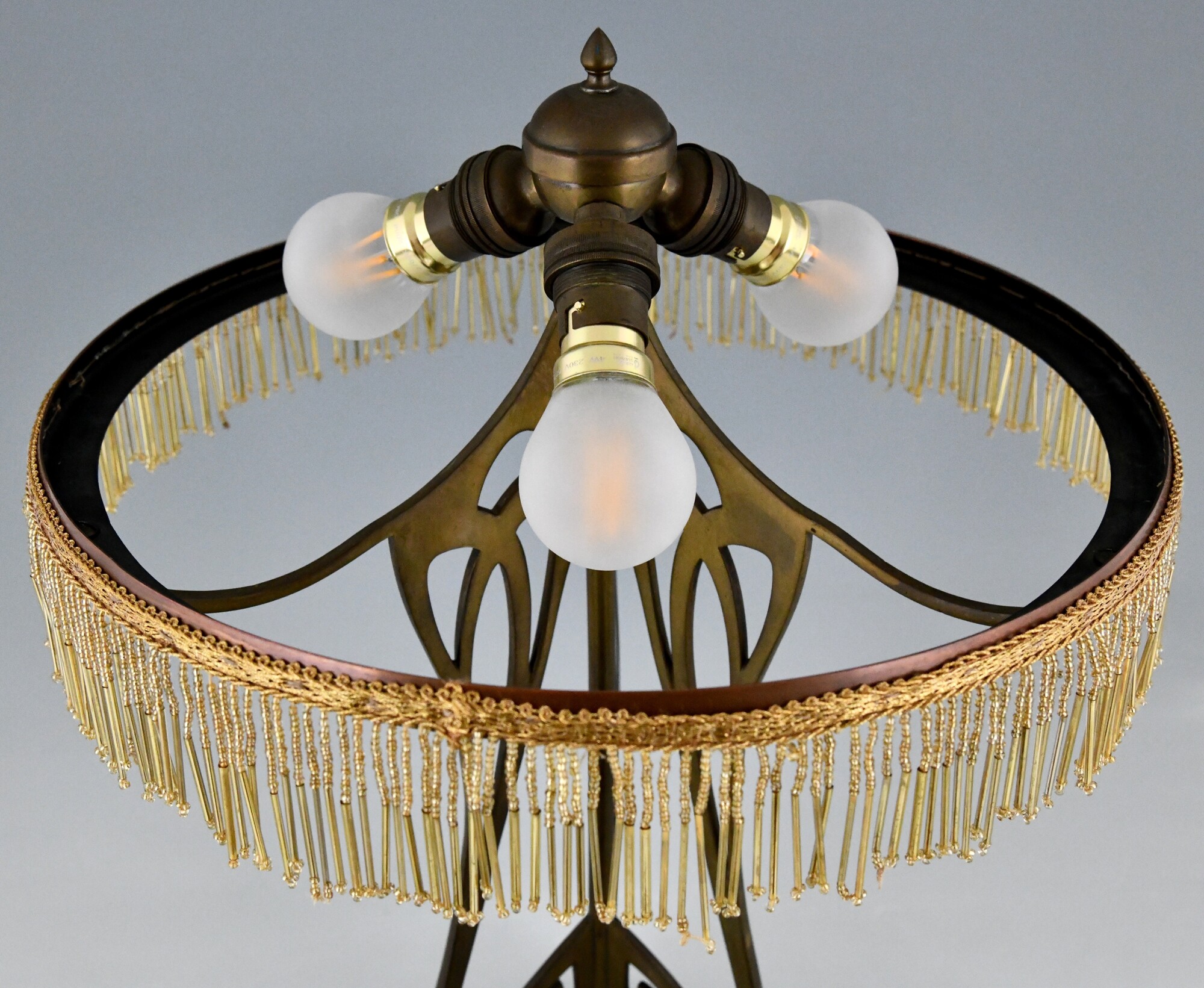 verlies uzelf Fascineren Af en toe Art Nouveau copper, brass and glass cabochons table lamp - Deconamic