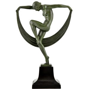 Art Deco nude dancer Denis - 1