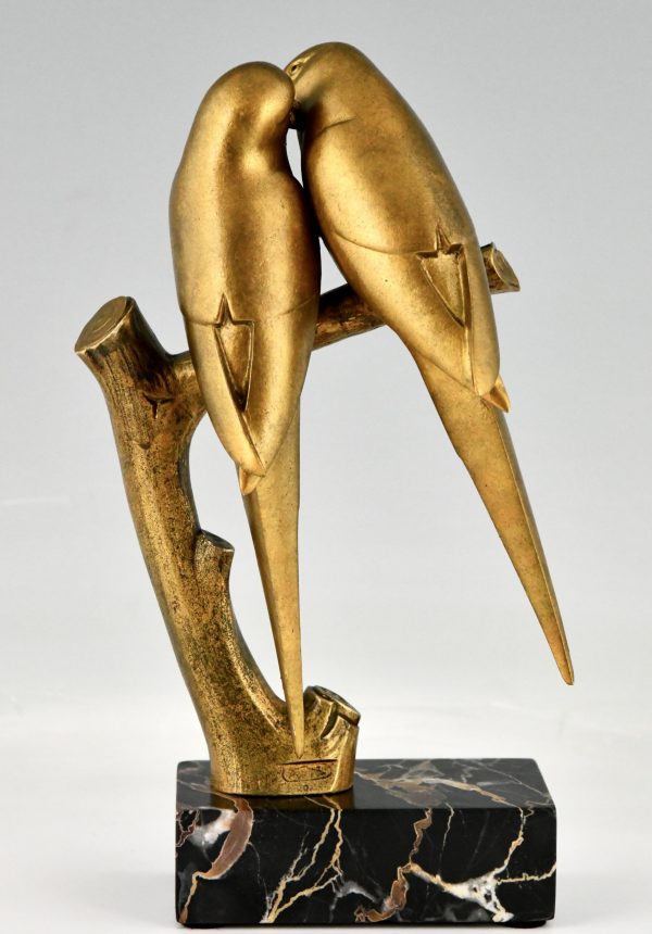 Art Deco Bronzeskulptur von zwei Sittichvögeln auf einem Ast
