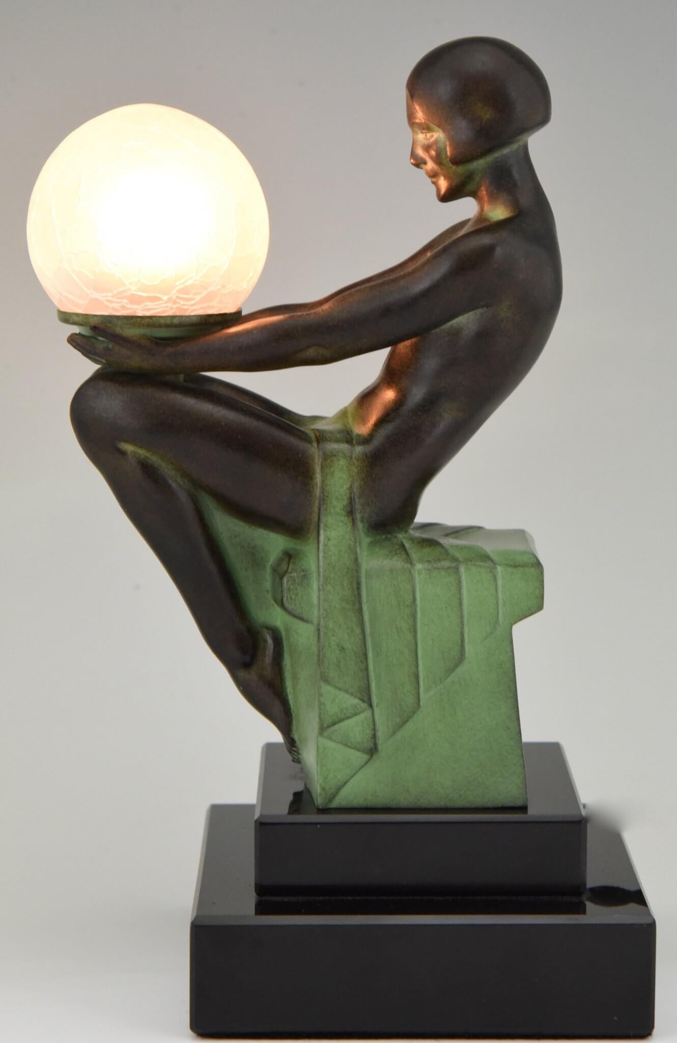 Art Deco Style Lamp Seated Nude DELASSEMENT LUMINEUX Deconamic